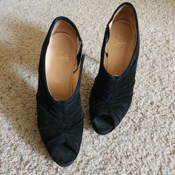 Christian Louboutin Black Suede Peep-Toe Booties Zip Heels Sz. 39.5 - Picture 4 of 8